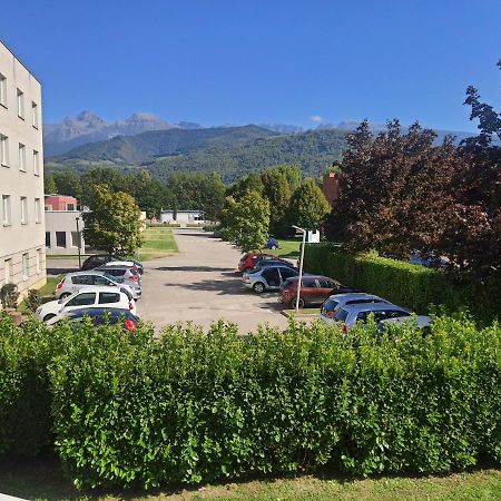Studio Dans Residence Pour Location Courte Duree Et Etudiants Parking Gratuit Gieres Bagian luar foto